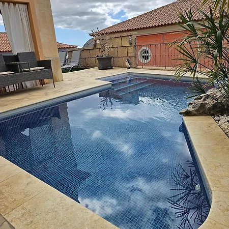 Oasis Mit Privatem Beheiztem Pool, Klimaanlage, Wifi, Traumhafter Blick Vakantiehuis