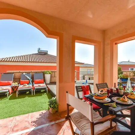 Oasis Mit Privatem Beheiztem Pool, Klimaanlage, Wifi, Traumhafter Blick